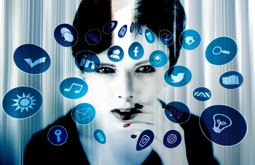 Affect of Social Media on Women and Girls